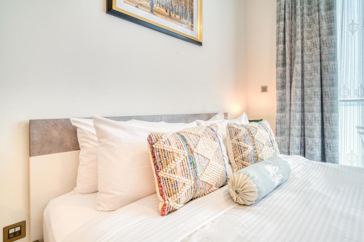 Apartment Luxury In Sobha Hartland Greens By Pk Holidays Dubai