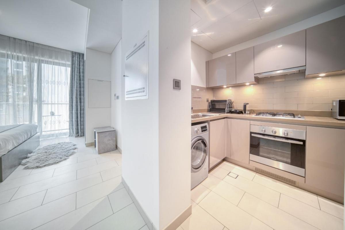 Apartment Luxury In Sobha Hartland Greens By Pk Holidays Dubai